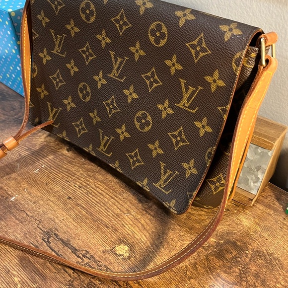 🔥Louis Vuitton Monogram Musette Tango Shoulder Bag 🔥 - Picture 2 of 12